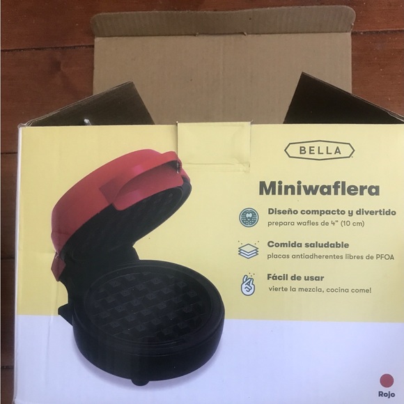 Mini Waffle Iron Brand  New Never Used in box Red - Picture 6 of 6
